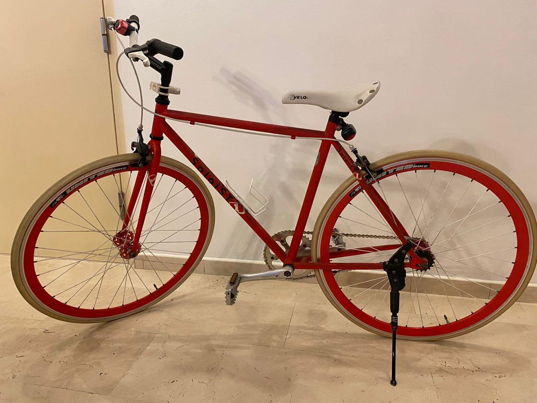 red bike