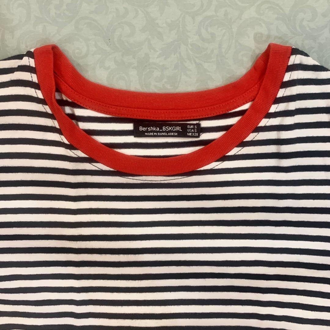 Bershka stripes top (Category: Sleeveless) located in Cebu City. Submitted by cebu_based (Listing ID 1020417586, Image 2). Description: .