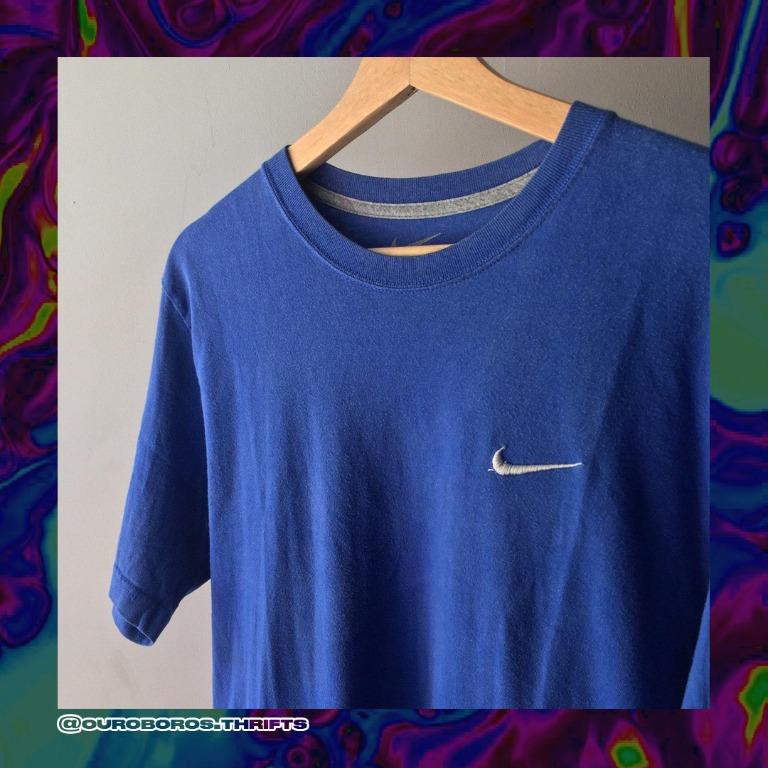 nike basic swoosh tee