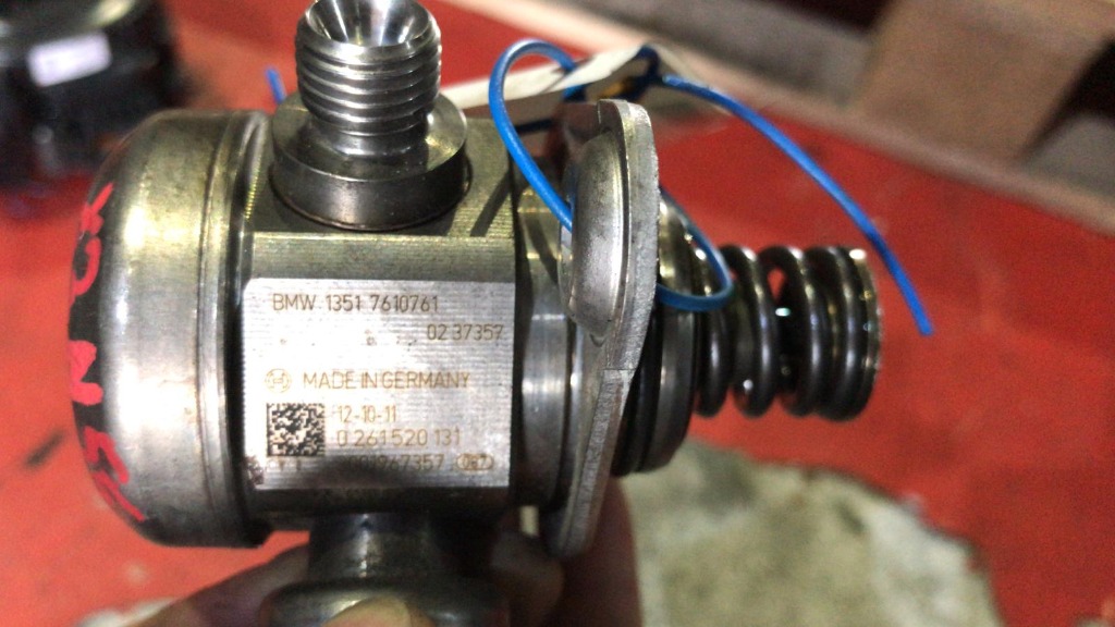 BMW F25 X3 High Pressure Fuel Pump for N55 Engine, Car Accessories, Accessories on Carousell