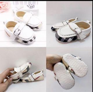 burberry pre walker shoes