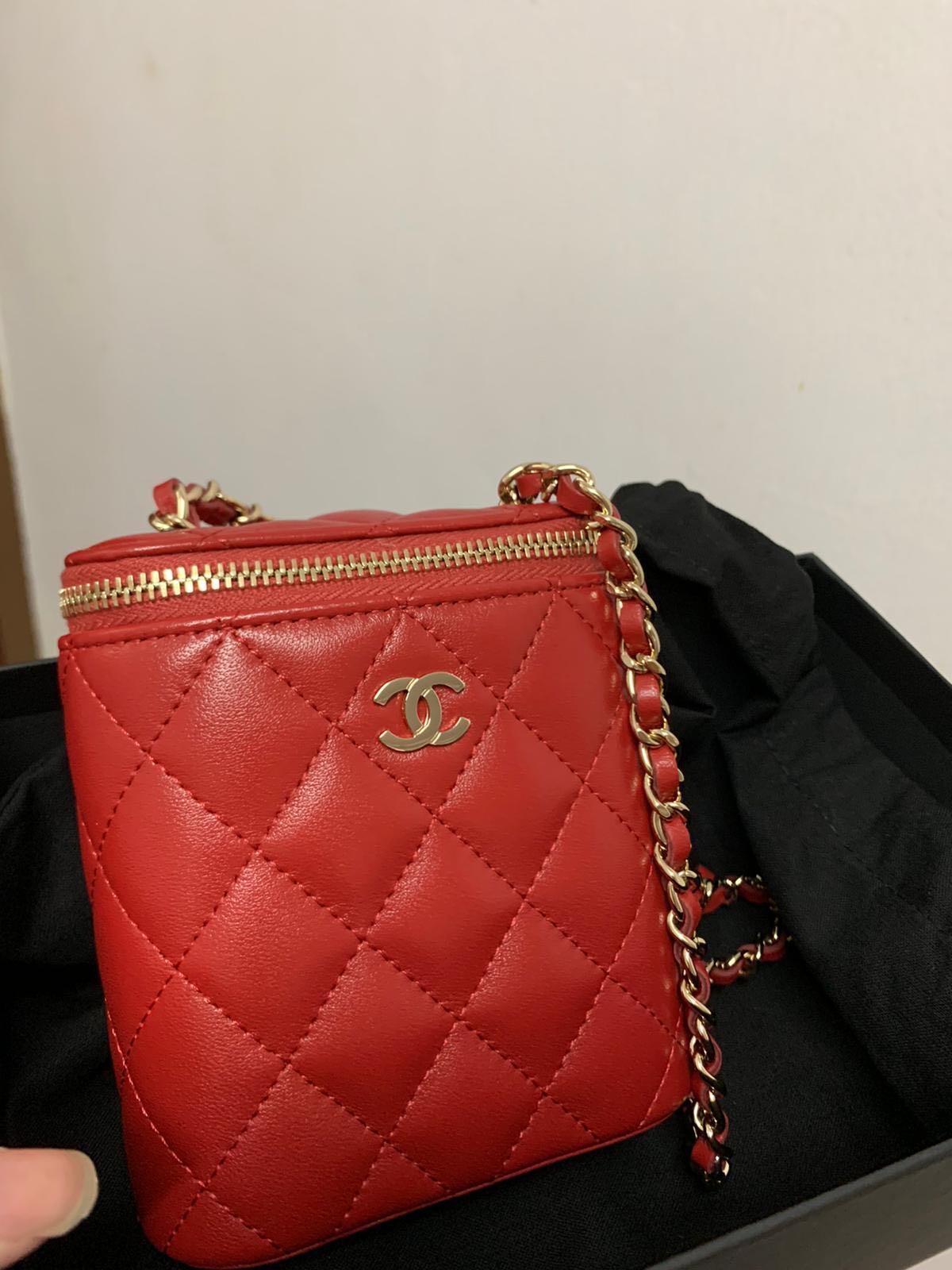 chanel mini vanity with classic chain