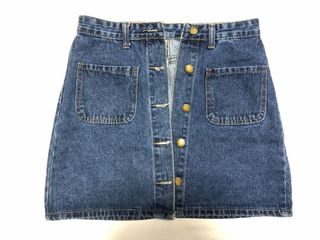 (Category: ) located in . Submitted by afwardrobe (Listing ID 1020517813, Image 1). Description: .