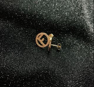 (Category: ) located in . Submitted by jillystoreroom (Listing ID 1020539496, Image 1). Description: .