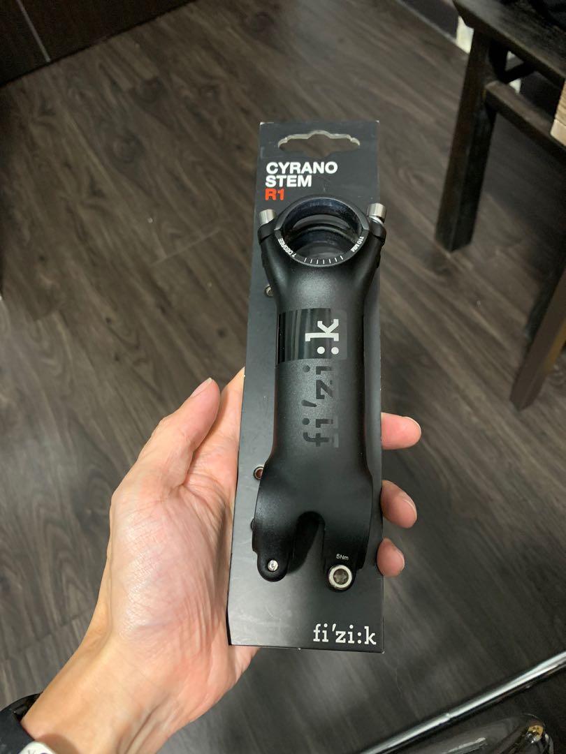 Fizik cyrano r1 stem top