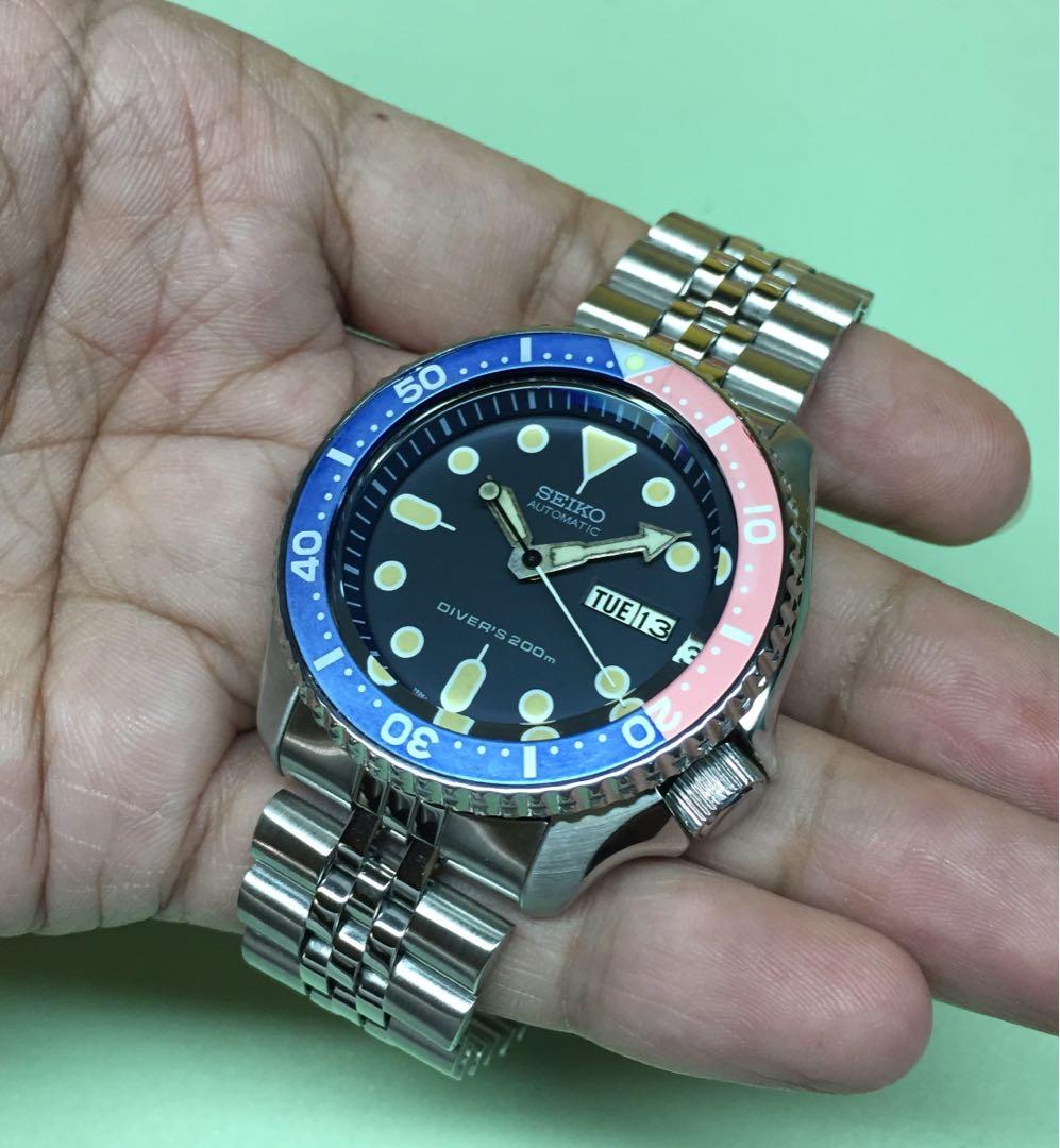 For Sale: SKX009 Seiko Diver Automatic 200m 7S26-0020 Pepsi (Original  Patina Dial), Men's Fashion, Watches & Accessories, Watches on Carousell