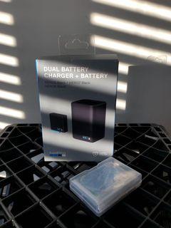 Go Pro Dual Bat Charger & Battery + Glass Screen Covers
