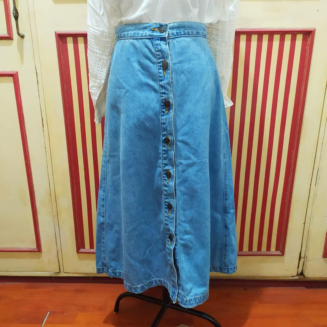 maxi blue jeans