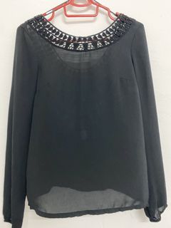 (Category: ) located in . Submitted by annwardrobe (Listing ID 1020502596, Image 1). Description: .