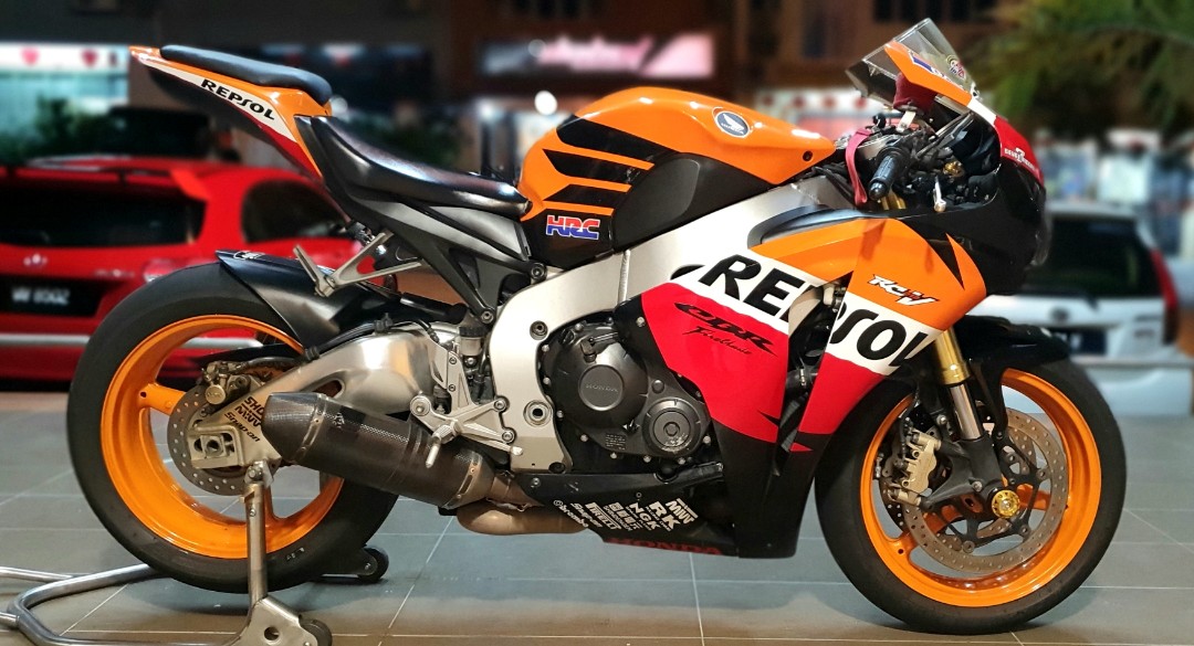 Honda CBR 1000RR Fireblade REPSOL 1000 rabbit Motorbikes on Carousell