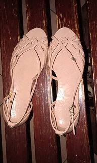 (Category: ) located in . Submitted by lovetoshoptildrop (Listing ID 1020479412, Image 1). Description: .