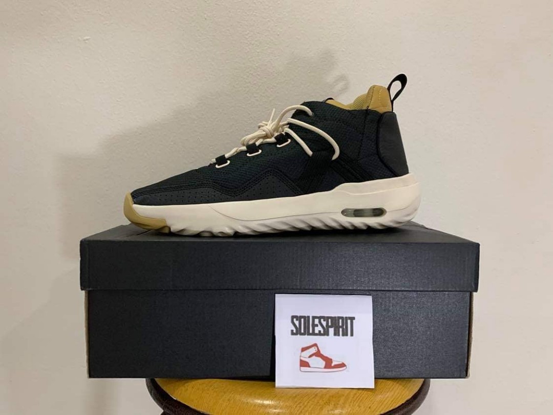 Jordan store aero morph