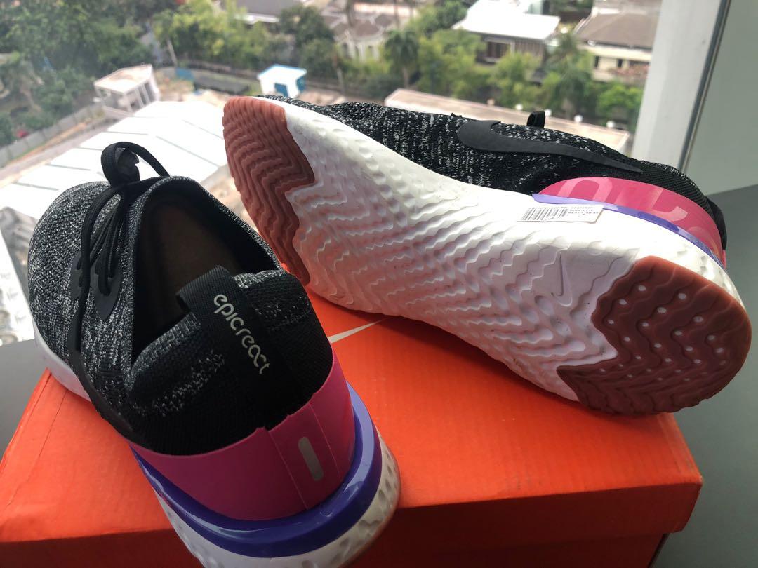 Jual Sepatu Nike Epic React Flyknit Fesyen Pria Sepatu