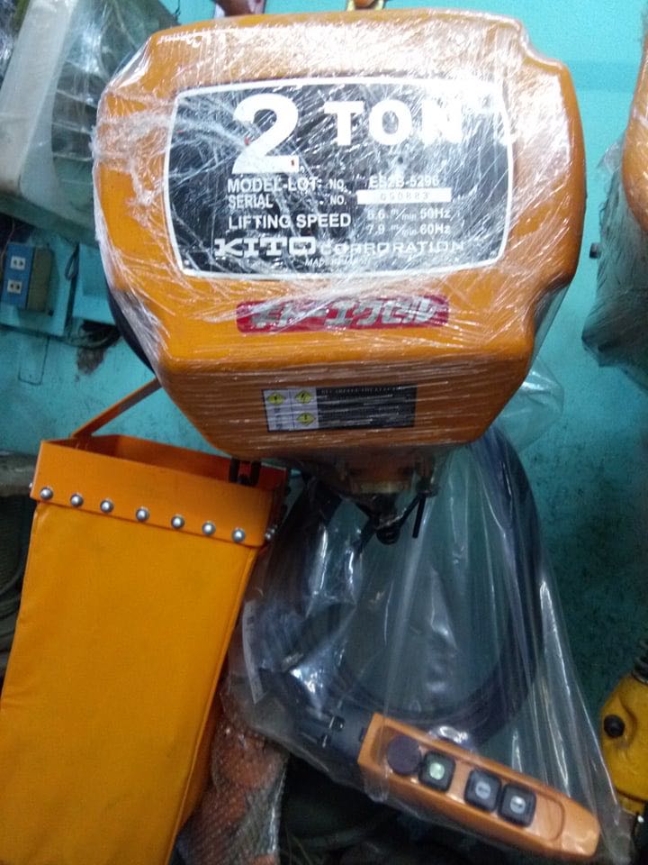 Kito Electric Chain Hoist 2 Tons, Commercial & Industrial, Construction