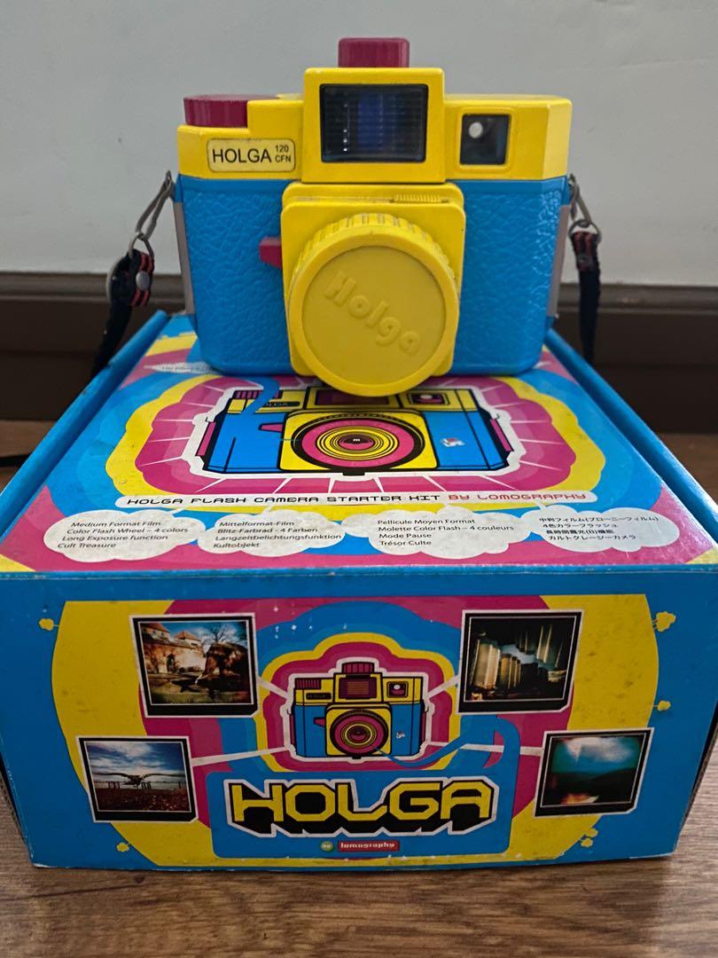 Lomography -Holga (Category: Cameras) located in Paranaque City. Submitted by kokocath (Listing ID 1020412742, Image 2). Description: Fun Film Camera.