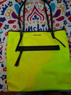 （分類：）位於 。 由 jeeeaaaannn 提交（商品編號 1020367186，圖片 1）。簡介： 。