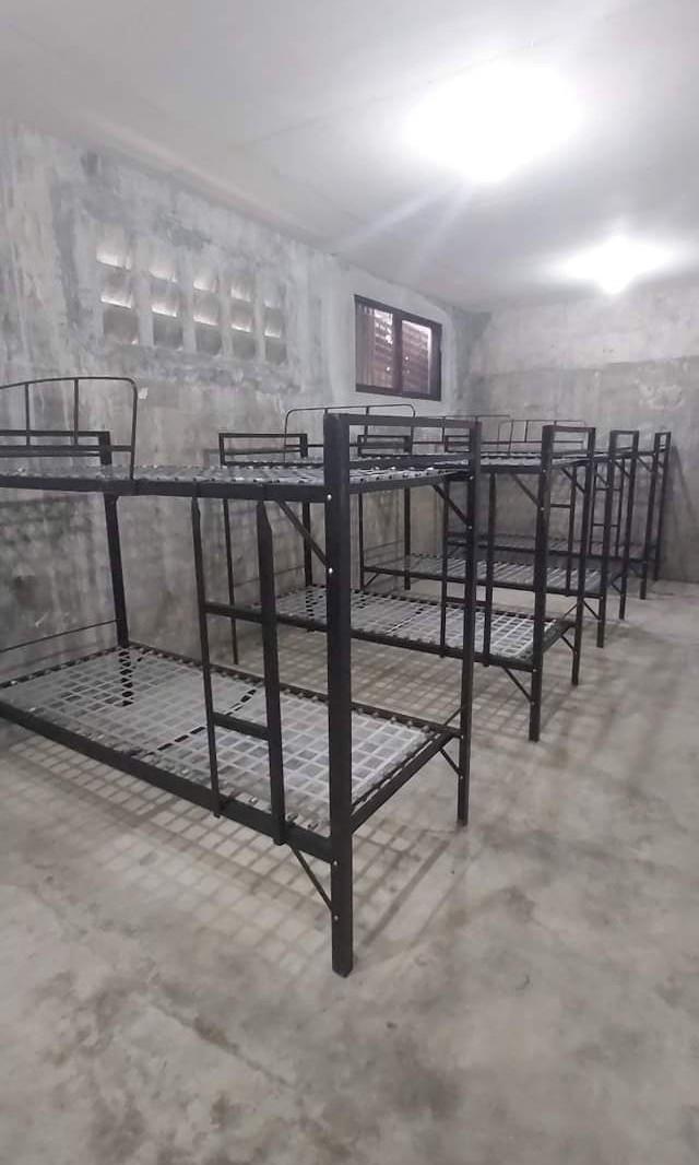 Military Bed Frame Home Furniture Furniture Fixtures Beds Mattresses On Carousell