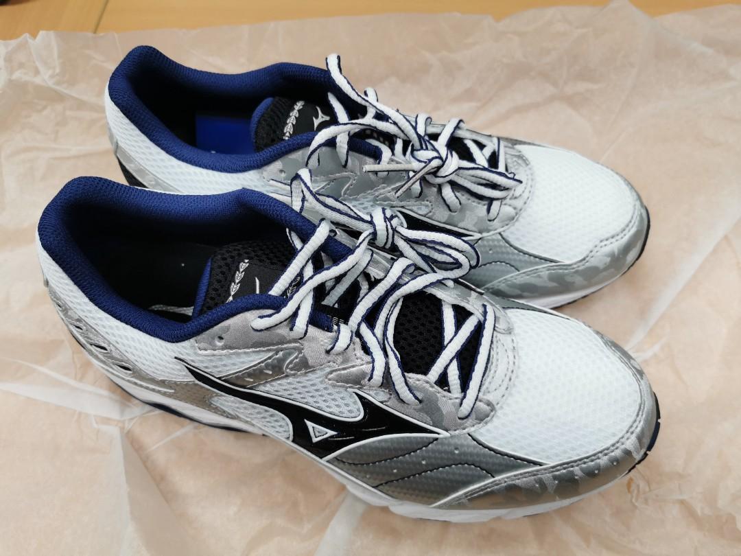 where to buy mizuno running shoes in singapore