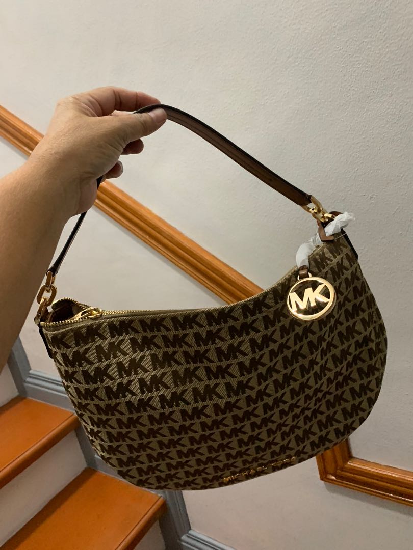 Mk Bedford Crescent Shoulder Bag Women S Fashion Bags Wallets Handbags On Carousell