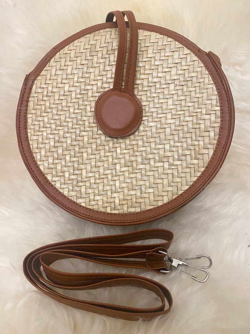round native sling bag