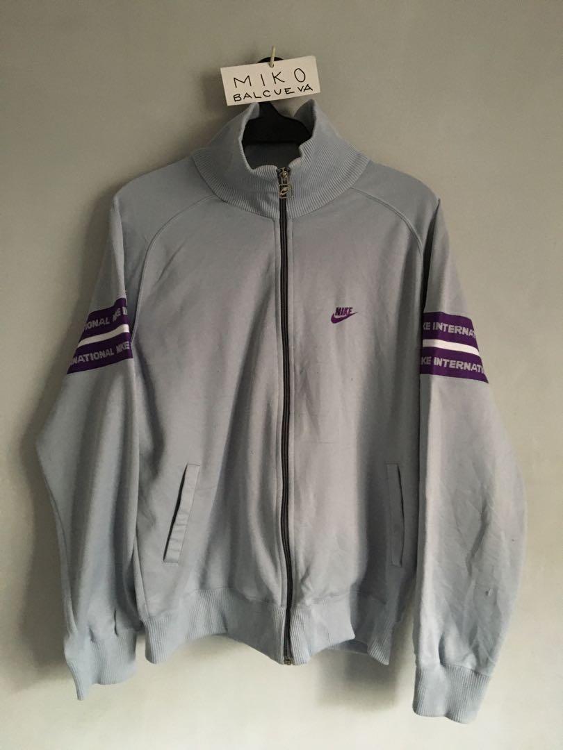 nike vintage jacket womens
