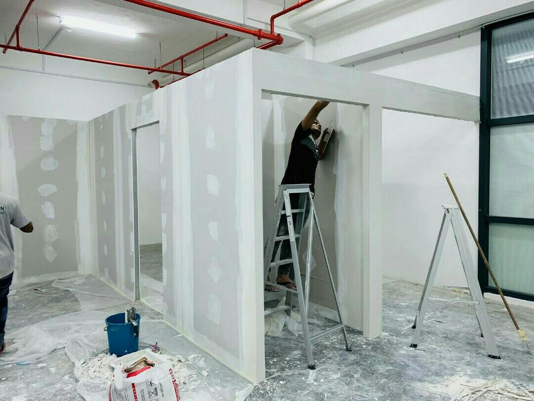 Flash ceiling/dry partition wall, Home Services, Renovations on Carousell