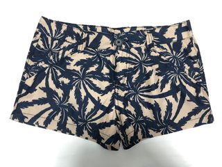 (Category: ) located in . Submitted by afwardrobe (Listing ID 1020517432, Image 1). Description: .