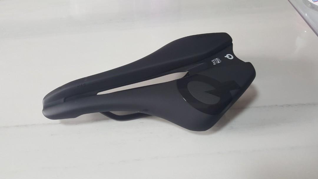 triathlon saddle