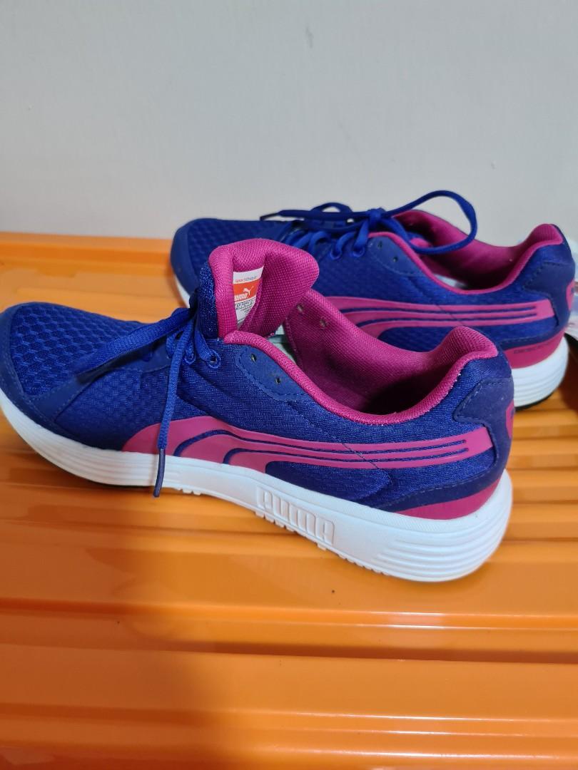 puma sports running shoes