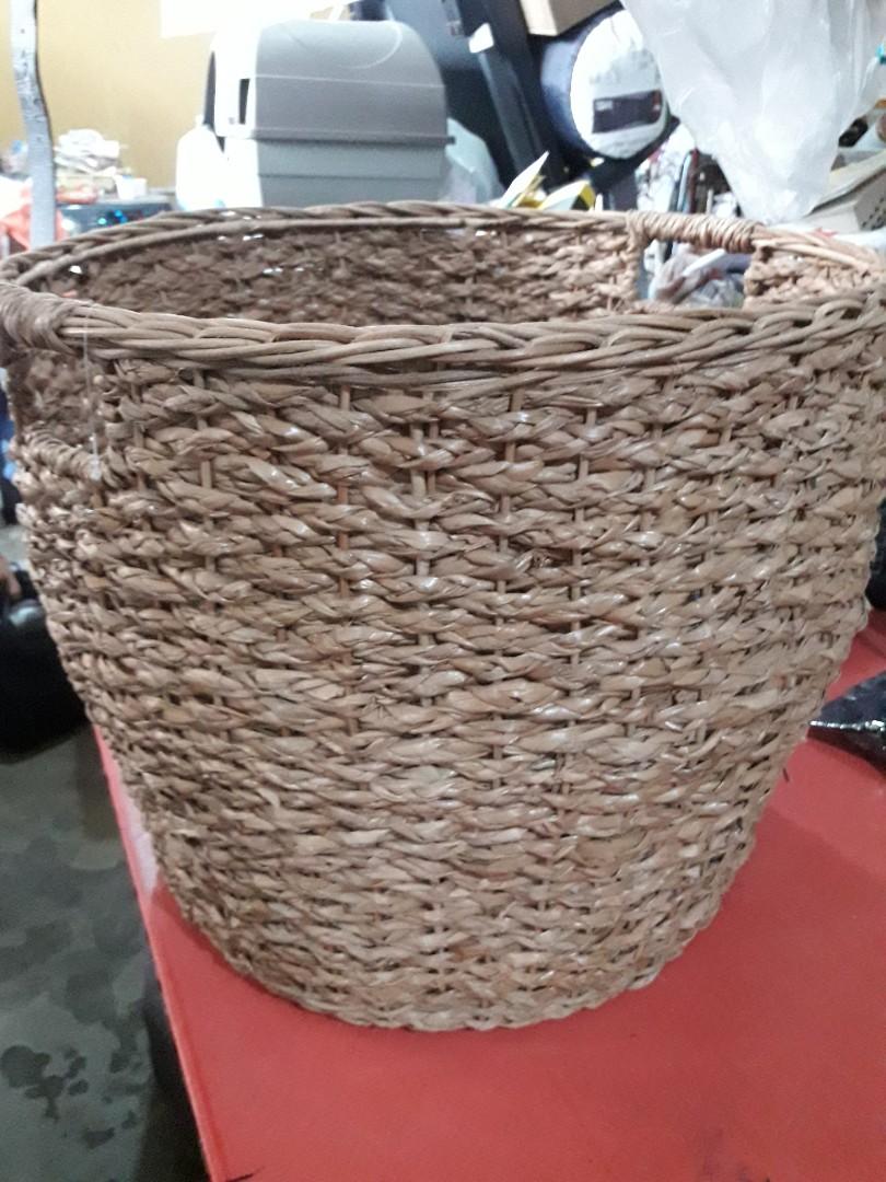 Rattan Laundry Basket (Category: Laundry Baskets) located in Las Pinas. Submitted by jaziyah4 (Listing ID 1020401239, Image 1). Description: like new. size 18" dia x 15" h.