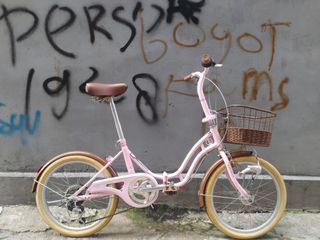 (Kategori: ) berada di . Dikirim oleh devjosephine (ID iklan 1020374350, Gambar 1). Deskripsi: .