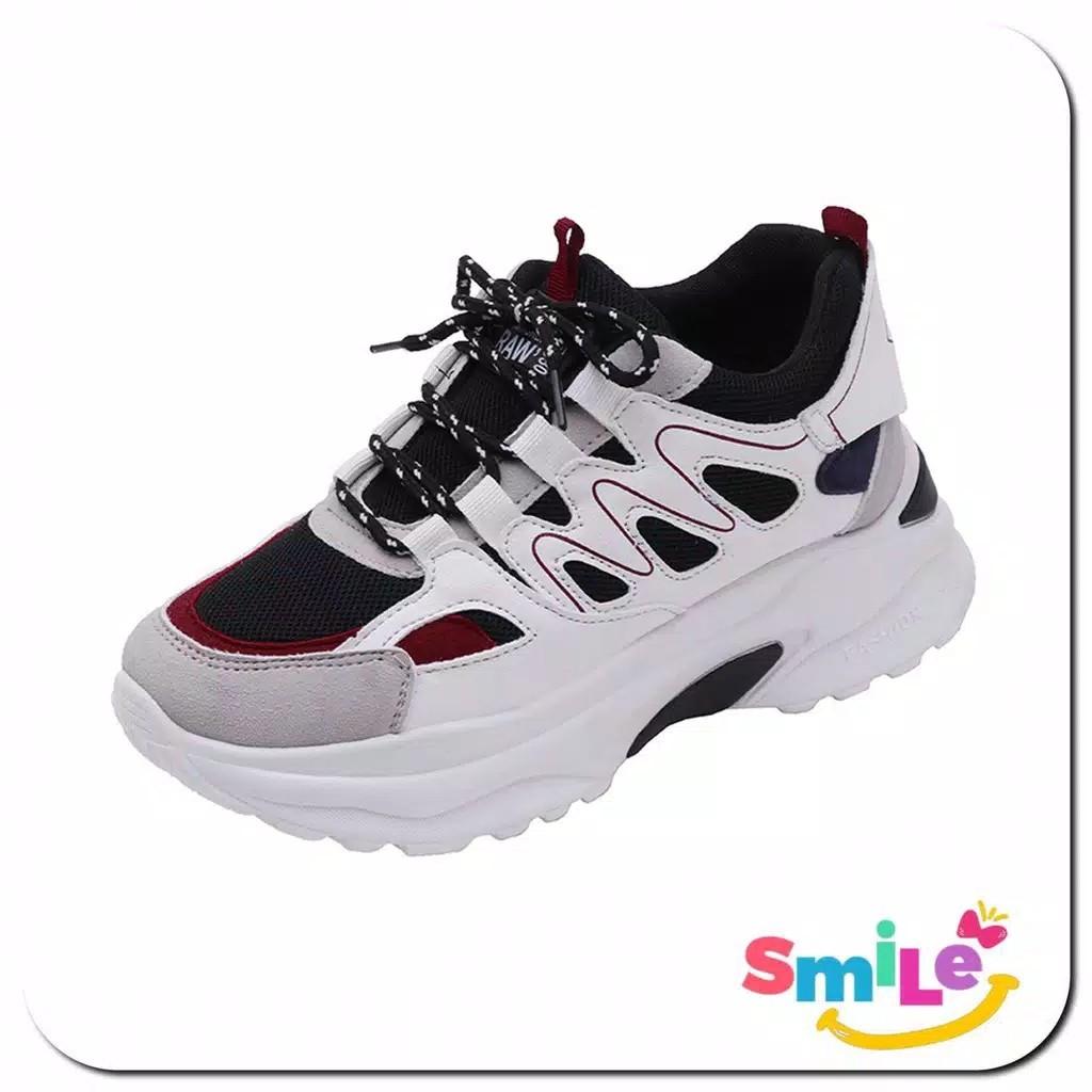 Smile Cod Sepatu Sneakers Wanita Korean Style Import Bonuskaoskaki 04 Sp 125 Btm Yl 03 Women S Fashion Shoes Sneakers On Carousell