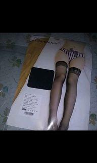 Stoking Ramping Renda Hitam