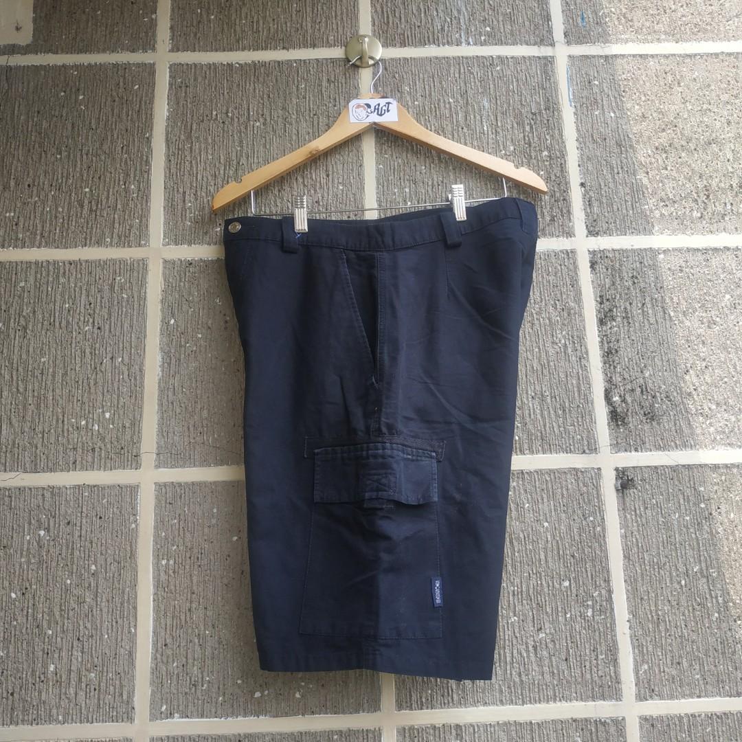 crew neck sweater vest