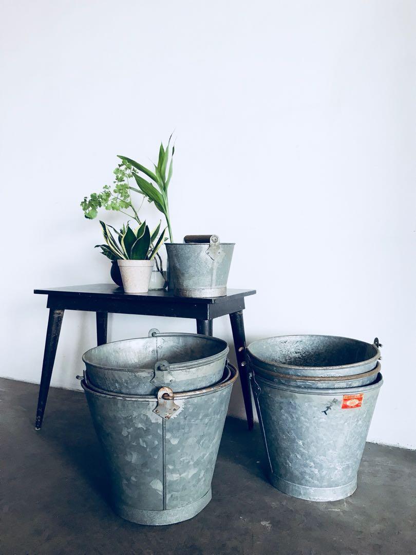 Vintage tin buckets for sale NOS, Hobbies & Toys, Memorabilia