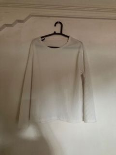 (Category: ) located in . Submitted by fiizaaaaaa (Listing ID 1020341284, Image 1). Description: .