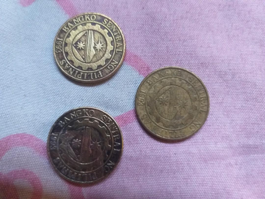 2003 25 cents hard to find magnetized (Category: Currency) located in Las Pinas. Submitted by mickey4224 (Listing ID 1019845040, Image 2). Description: 2003 phil coin 25 cents hard to find 3 pcs.P300 each..