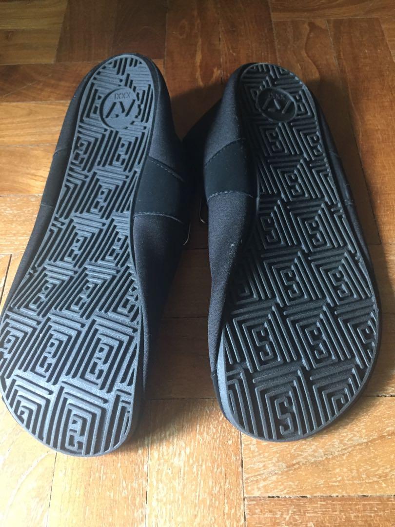A7 Soul Go Deadlift Slippers Men s Fashion Footwear Flipflops and Slides on Carousell