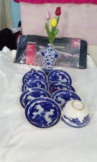 Antiques saucers and bowl