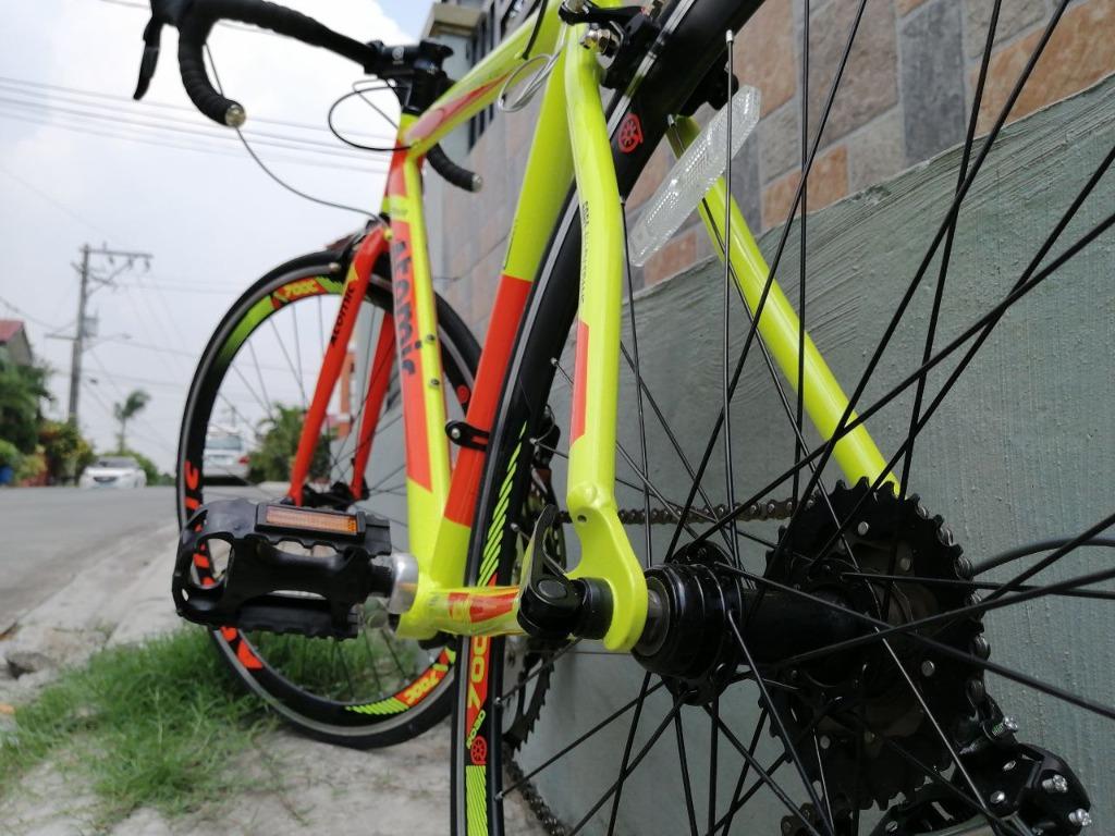 13 intrinsic alpha road bike