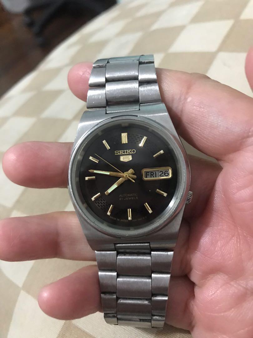 Authentic Seiko 5 Vintage Mens Watch ( Automatic ), Men's Fashion, Watches  & Accessories, Watches on Carousell