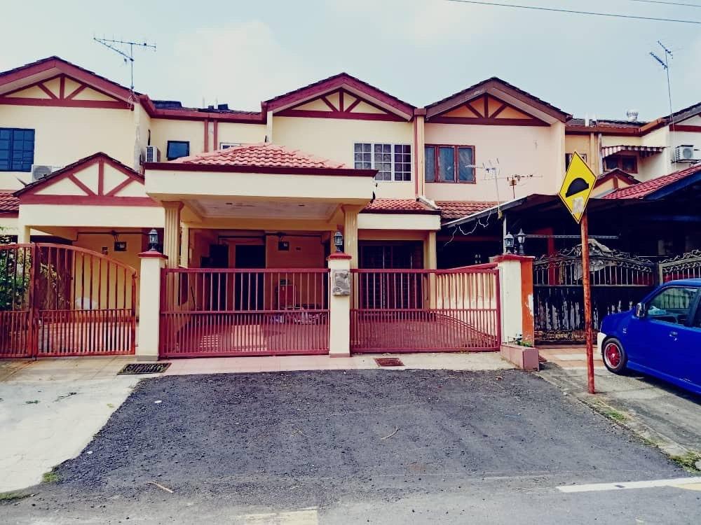 Below Mv 2 Storey House Sri Sedeli Tmn Sri Andalas Klang Selangor Property For Sale On Carousell