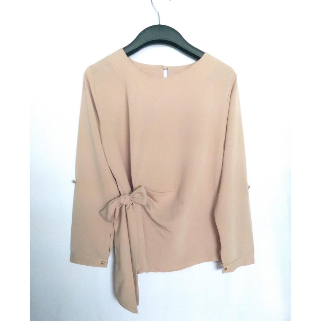 Blouse Lengan Panjang Blouse Pita Blouse Coklat Blouse Polos Blouse Sifon Blouse Preloved Blouse Bagus Blouse Murah Fesyen Wanita Pakaian Wanita Atasan Di Carousell