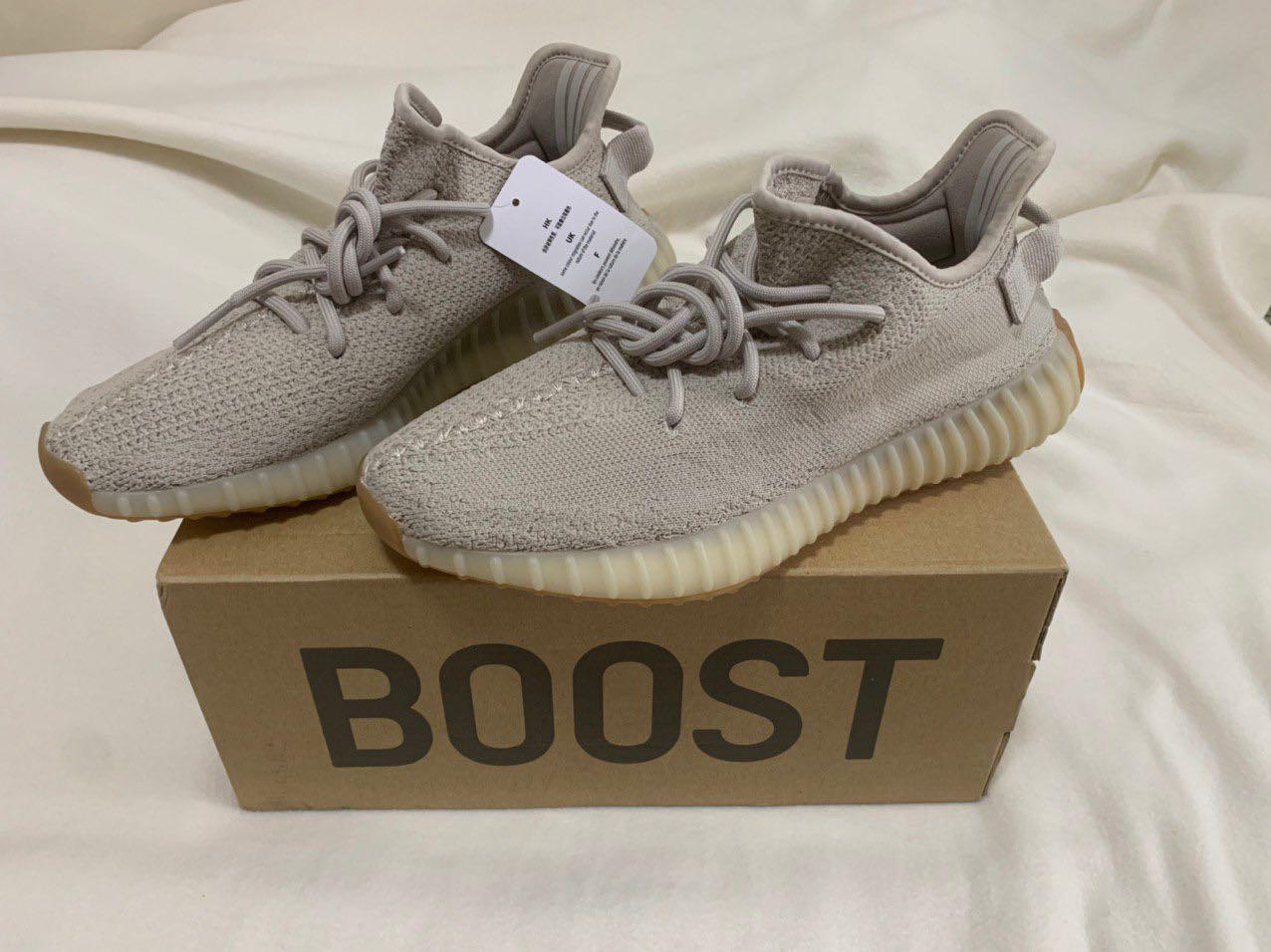 Yeezy Boost 350 V2 Cream White Triple White CP9366 Size 46 OFF