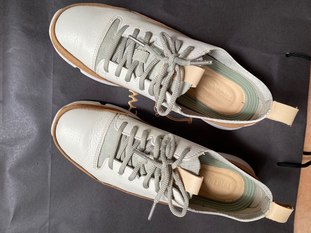 clarks leather sneakers