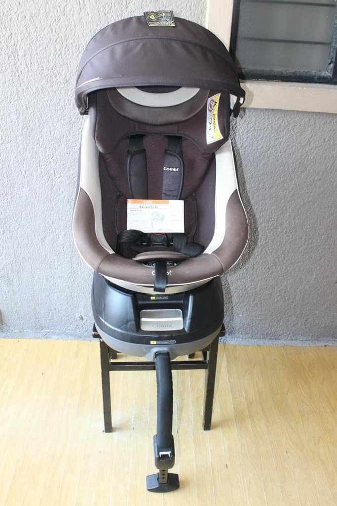 combi neroom car seat