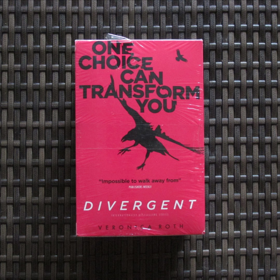 Divergent Brand New 3-book Boxset