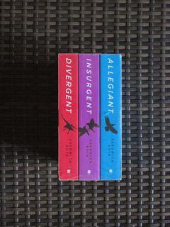 Divergent Brand New 3-book Boxset