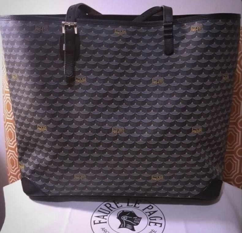 Faure Le Page Daily Battle 37 Black, Luxury, Bags & Wallets on Carousell