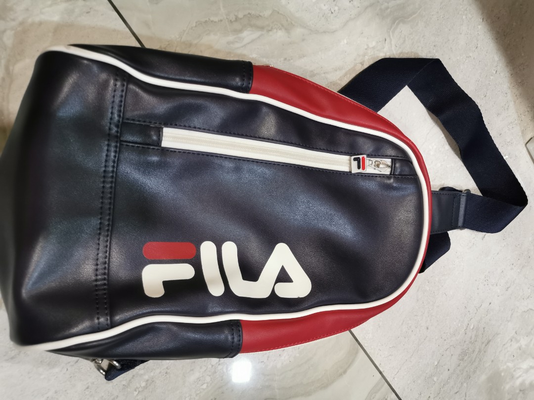 harga waist bag fila original